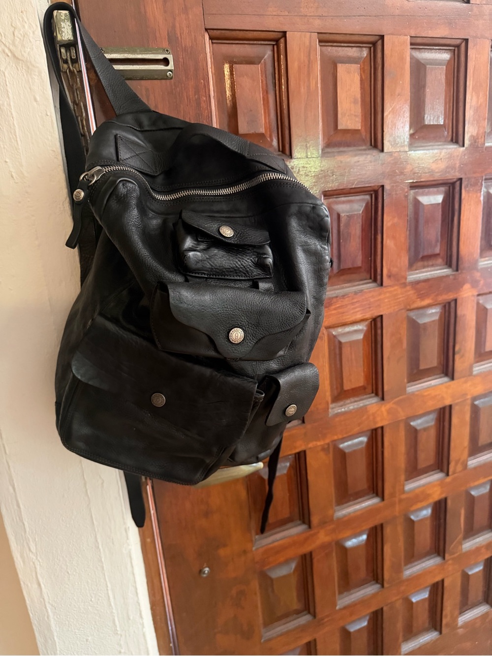 Campomaggi Nero backpack